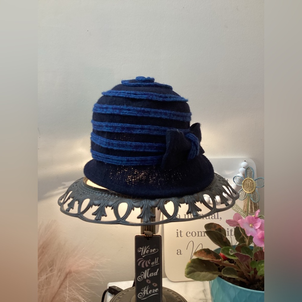 Vintage Complit by Marisa Navy Blue Cloche Hat with Striped Design